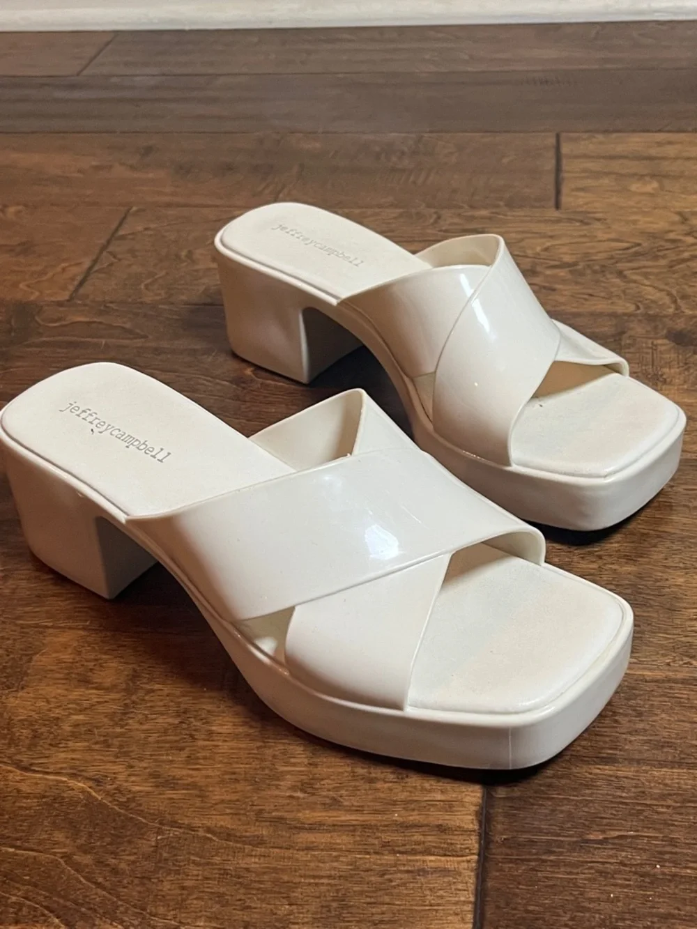 Jeffrey Campbell Bubblegum Platform Sandals, Cream, size 9